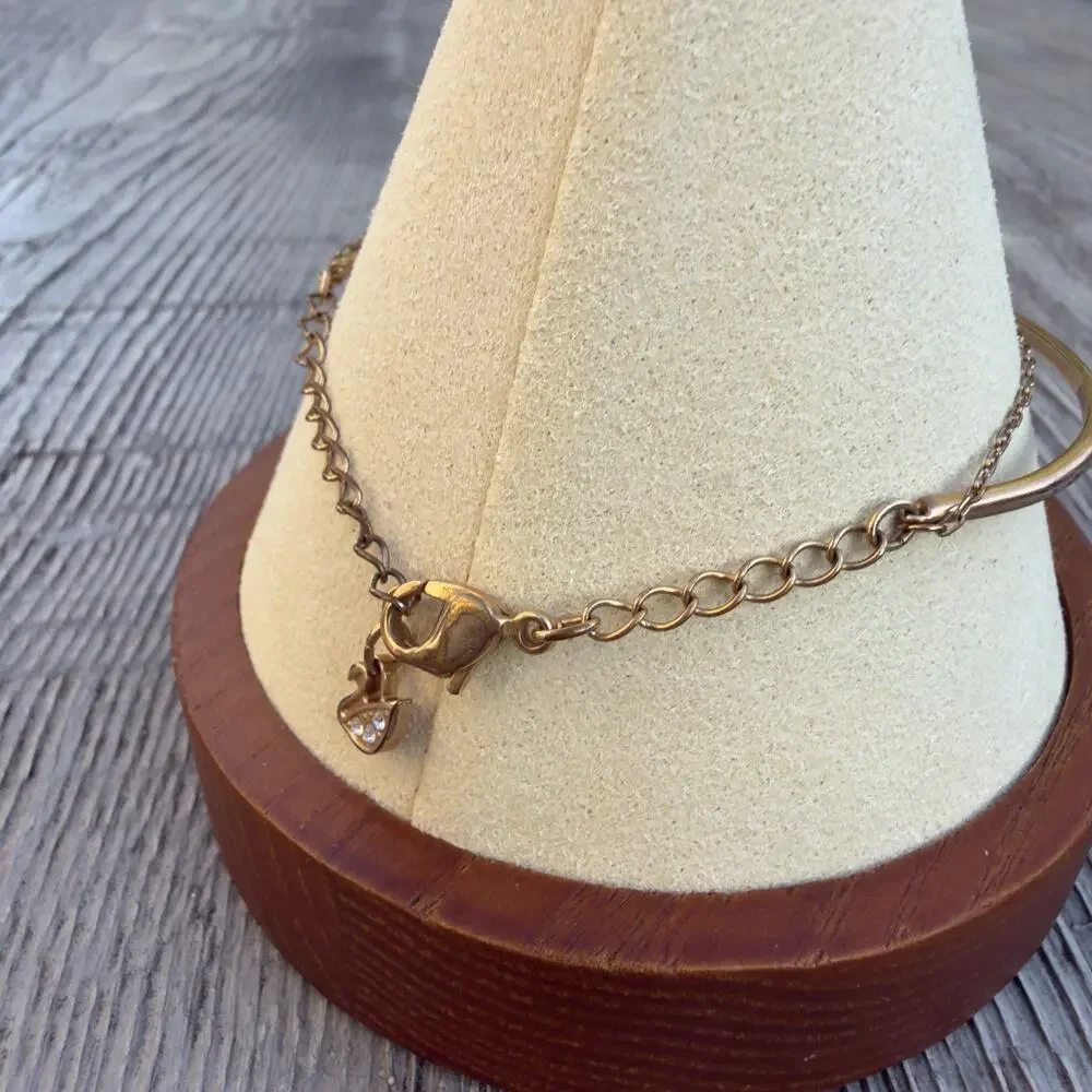Gold Tone Adjustable Cable Chain Bracelet Round Pavé White Crystal Charm (138)
